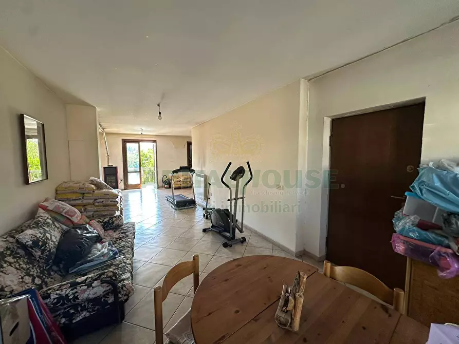 Immagine 9 di Villa in vendita  in via nola a Cercola