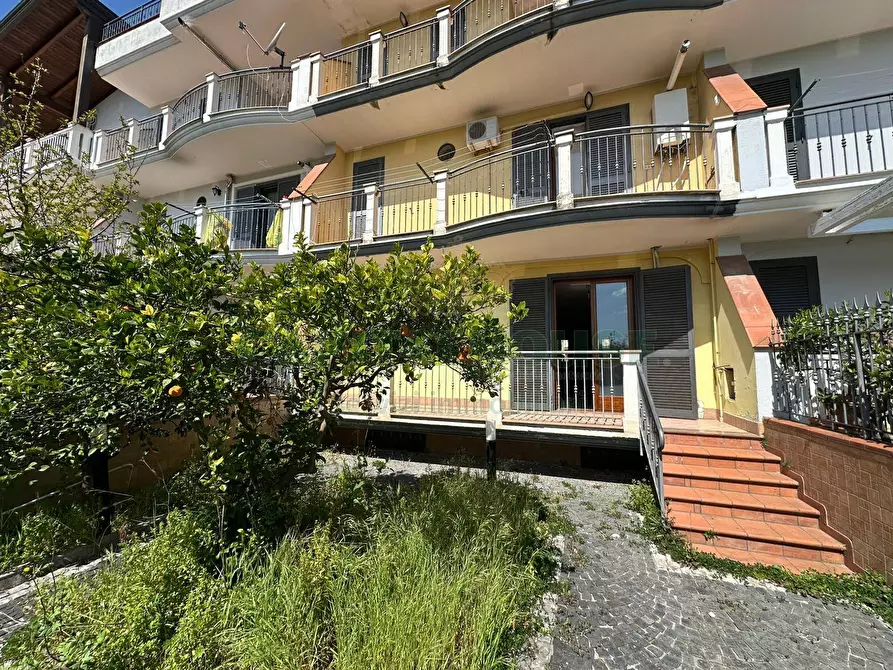 Immagine 2 di Villa in vendita  in via nola a Cercola