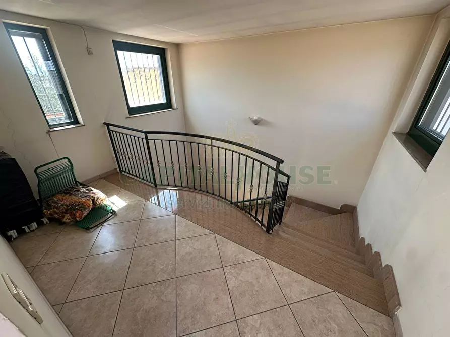 Immagine 30 di Villa in vendita  in via nola a Cercola