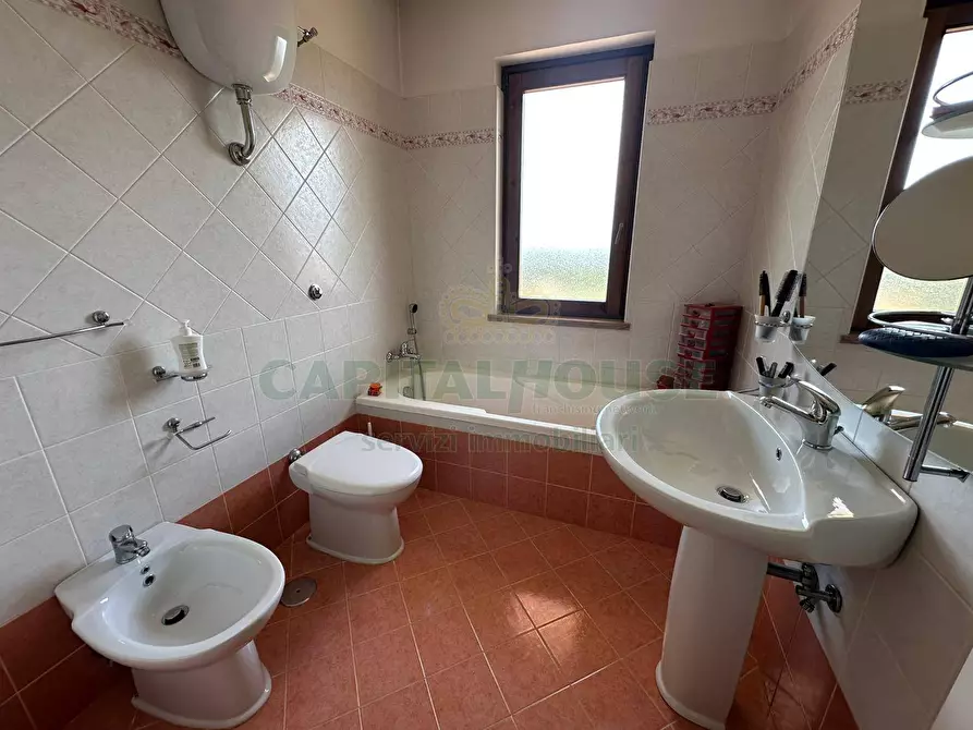 Immagine 25 di Villa in vendita  in via nola a Cercola