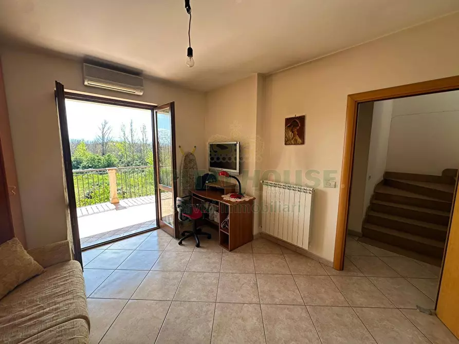 Immagine 23 di Villa in vendita  in via nola a Cercola