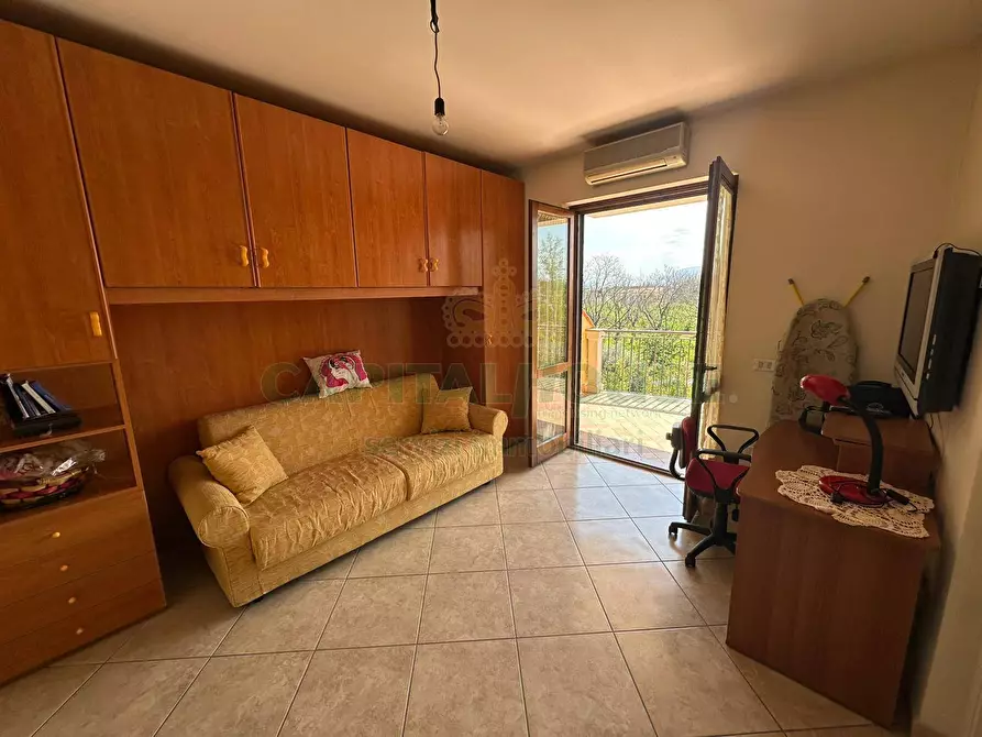 Immagine 21 di Villa in vendita  in via nola a Cercola