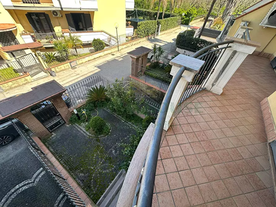 Immagine 38 di Villa in vendita  in via nola a Cercola
