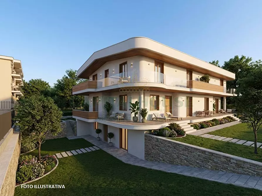 Immagine 1 di Villa in vendita  in via ragni a Cercola