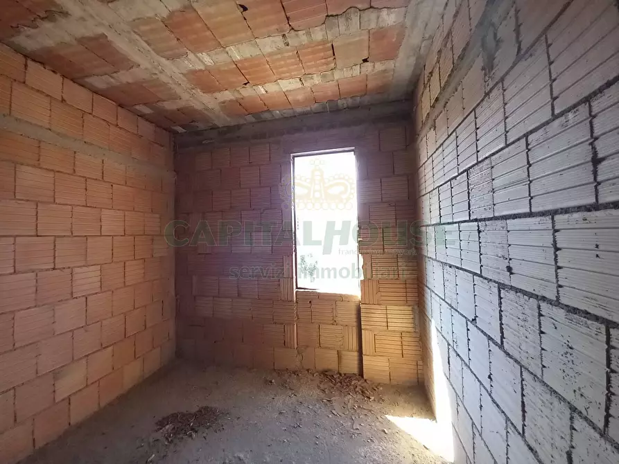 Immagine 18 di Palazzo in vendita  in baiano a Baiano