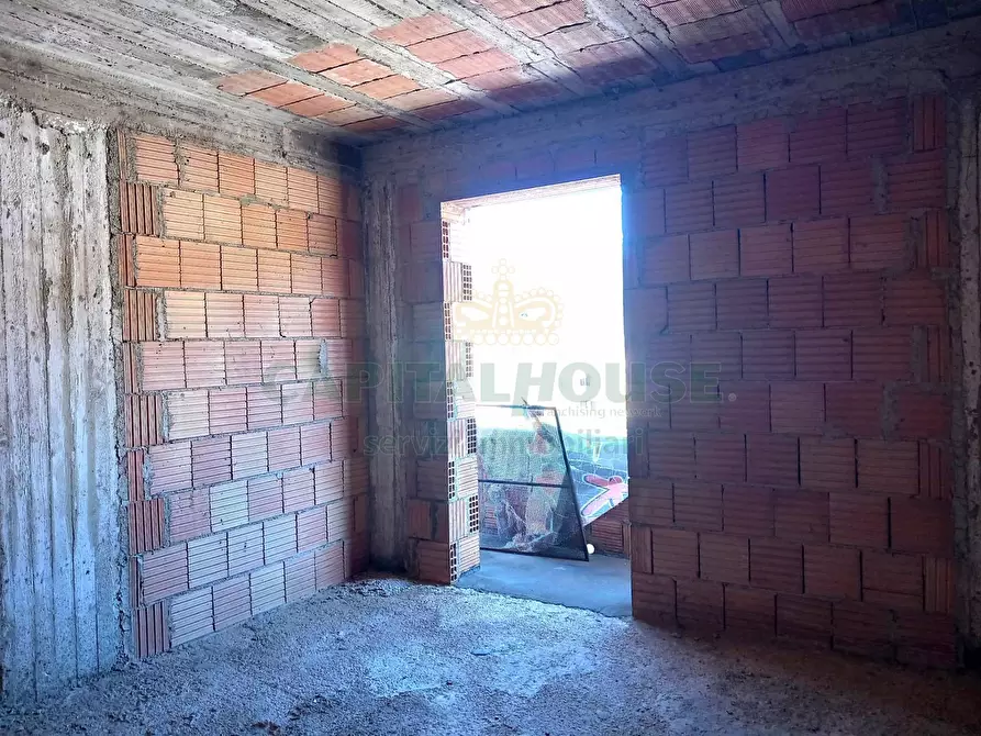 Immagine 26 di Palazzo in vendita  in baiano a Baiano