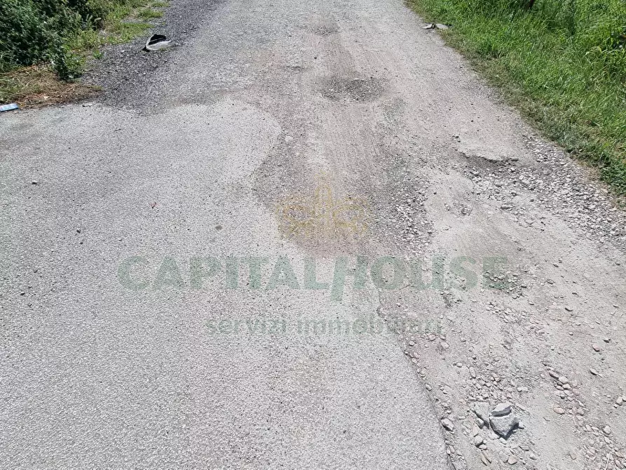 Immagine 11 di Terreno residenziale in vendita  a Marcianise