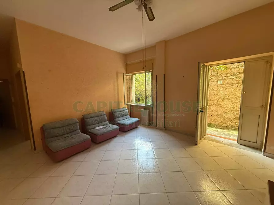 Immagine 2 di Casa semindipendente in vendita  in Via Discesa Campanile a Mercato San Severino