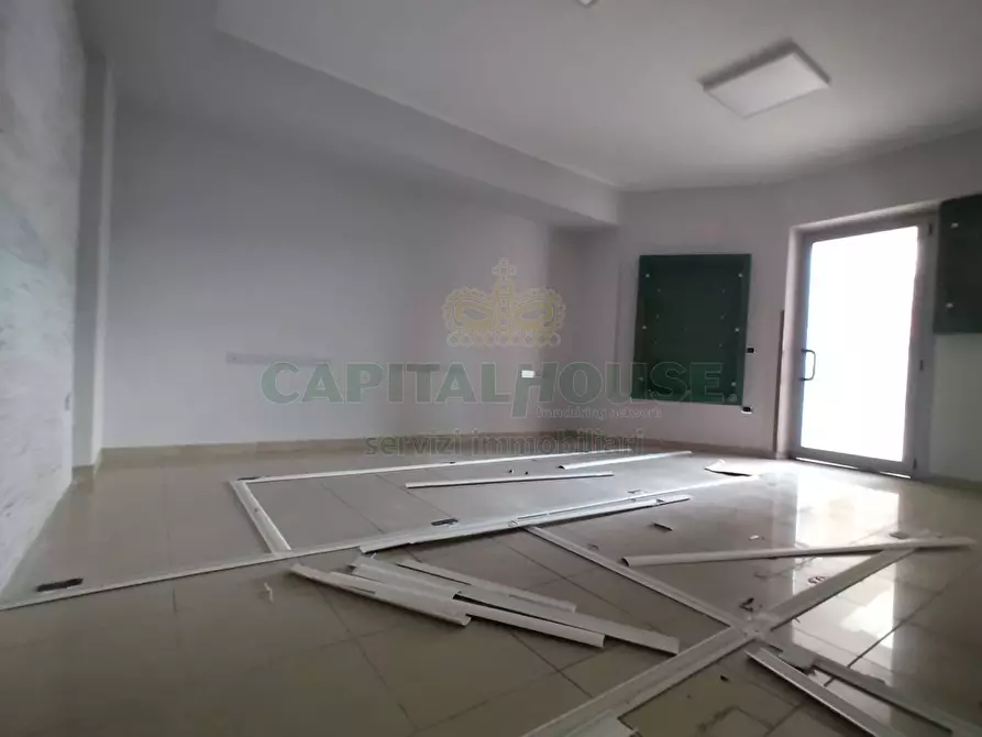 Immagine 5 di Ufficio in affitto  in VIA escrivà a Santa Maria Capua Vetere