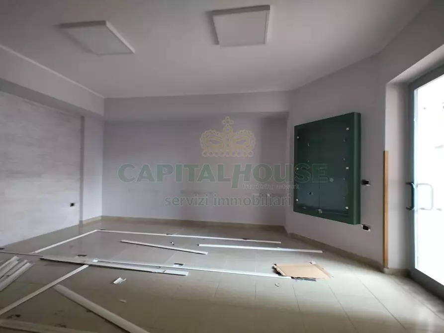 Immagine 3 di Ufficio in affitto  in VIA escrivà a Santa Maria Capua Vetere