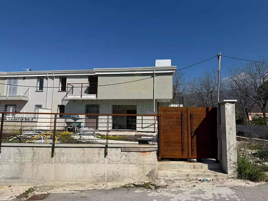 Immagine 4 di Villa in vendita  in avella a Avella