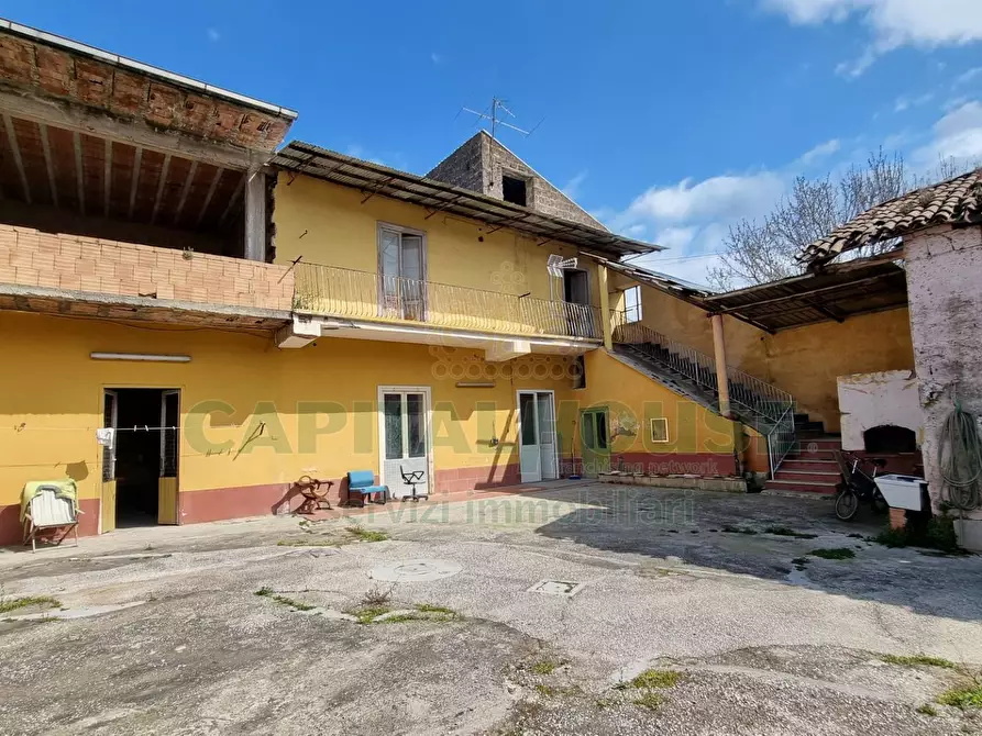 Immagine 5 di Casa indipendente in vendita  a Macerata Campania