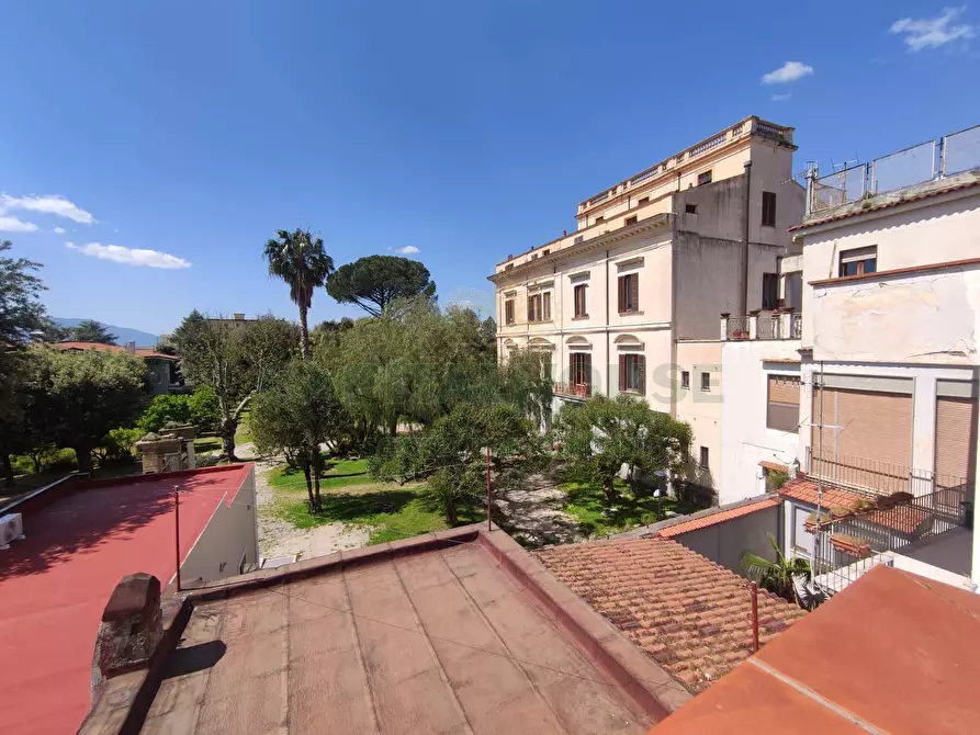 Immagine 1 di Palazzo in vendita  in via umberto I a Sarno