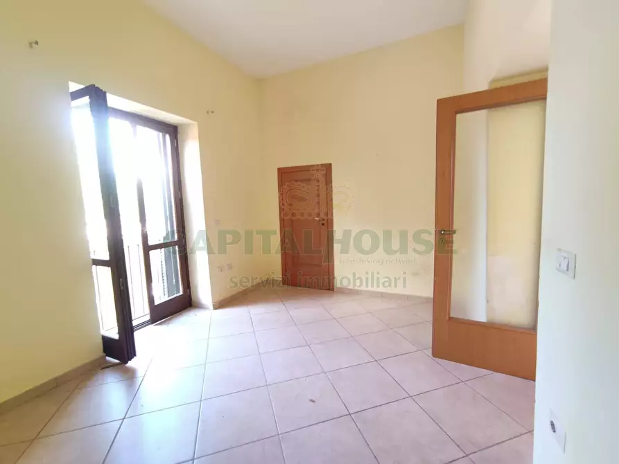 Immagine 9 di Palazzo in vendita  in via umberto I a Sarno