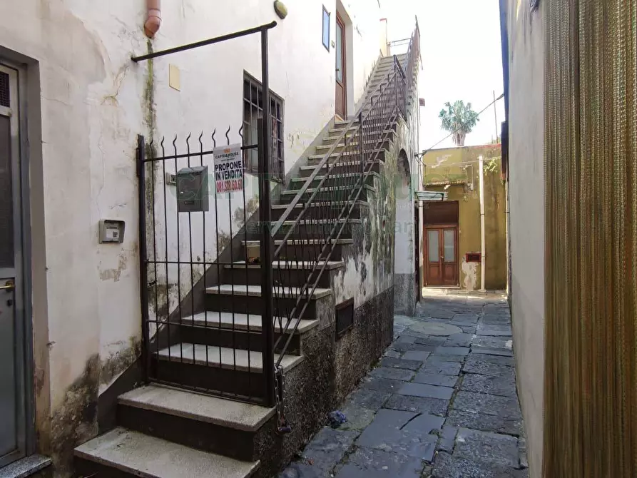 Immagine 15 di Palazzo in vendita  in via umberto I a Sarno