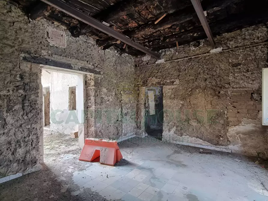 Immagine 16 di Appartamento in vendita  a Casagiove