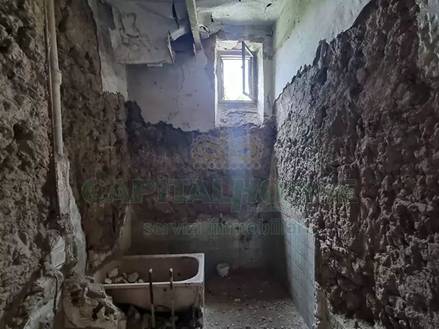 Immagine 19 di Appartamento in vendita  a Casagiove