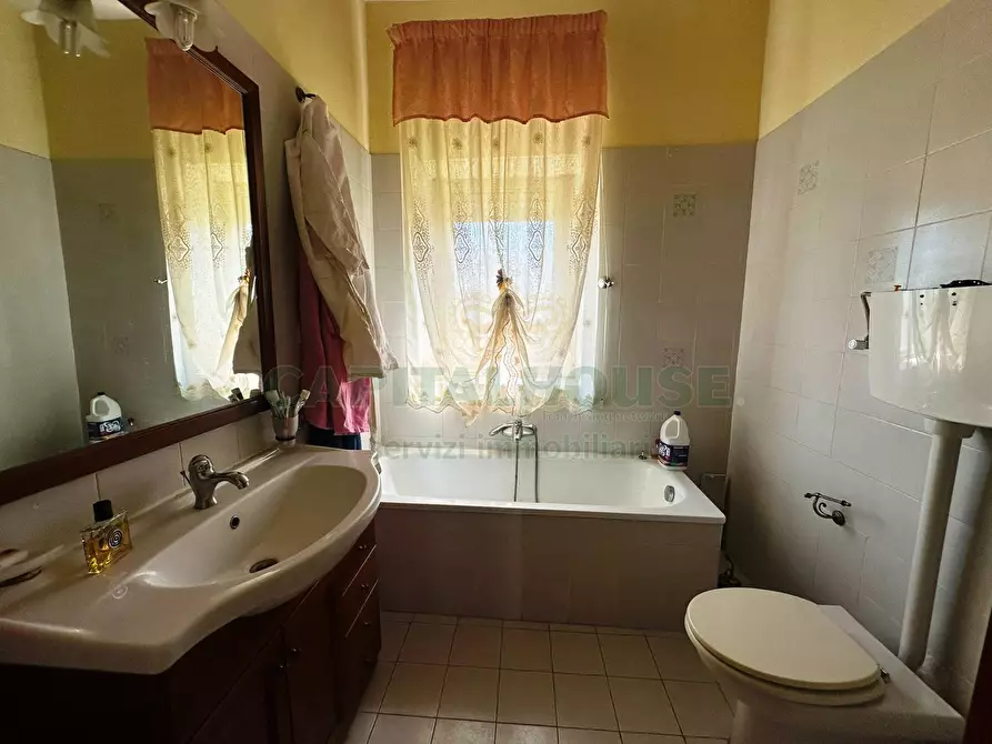 Immagine 13 di Villa in vendita  a Capua