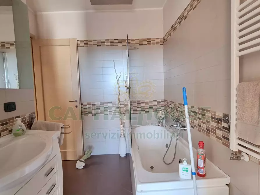 Immagine 32 di Attico in vendita  a Macerata Campania