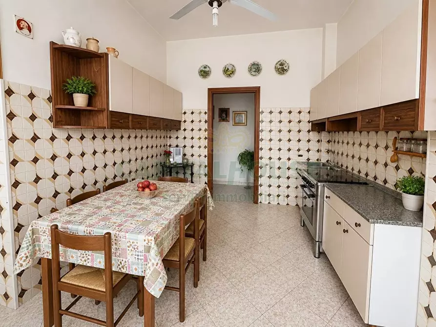 Immagine 2 di Appartamento in vendita  in via porta napoli a Capua