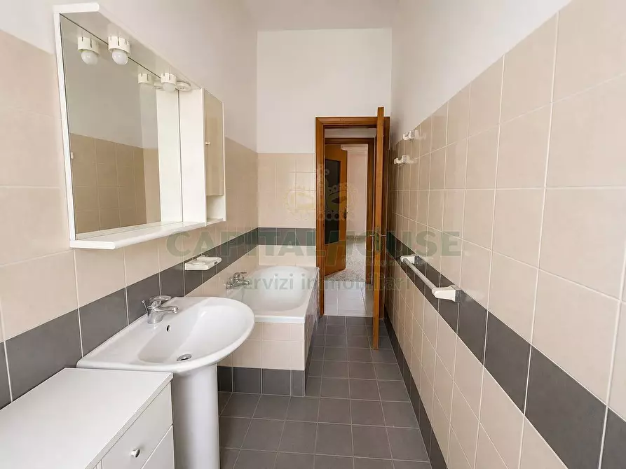 Immagine 10 di Appartamento in vendita  in via porta napoli a Capua