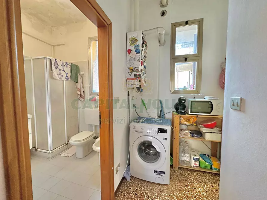 Immagine 10 di Appartamento in vendita  in Via San Donato a Bologna