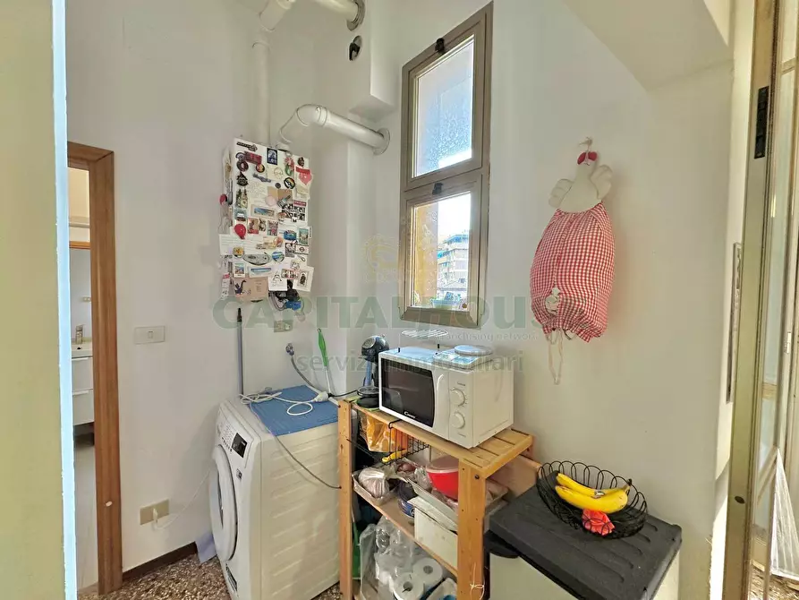 Immagine 9 di Appartamento in vendita  in Via San Donato a Bologna