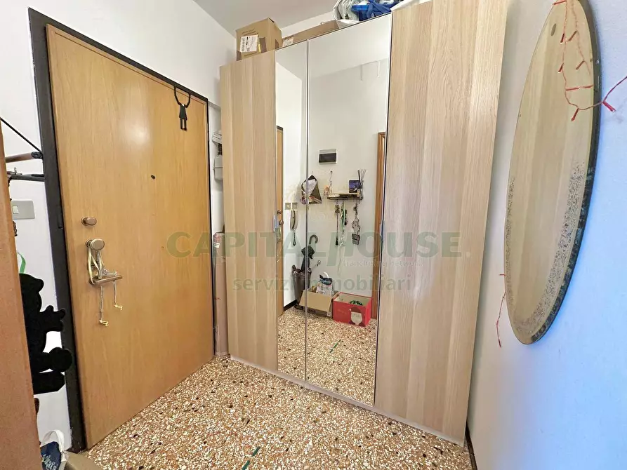 Immagine 3 di Appartamento in vendita  in Via San Donato a Bologna
