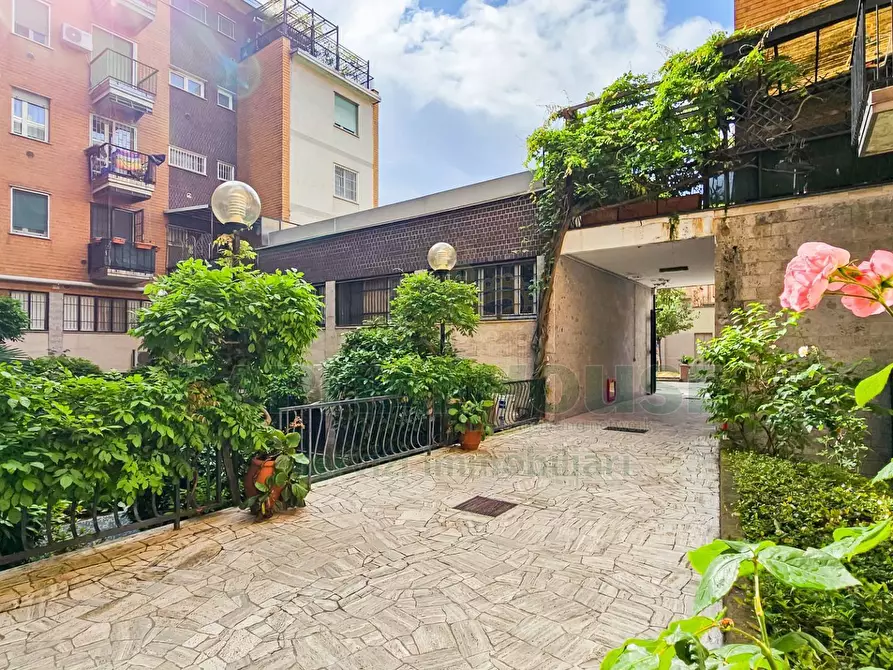 Immagine 2 di Appartamento in vendita  in Via Francesco De Sanctis a Milano