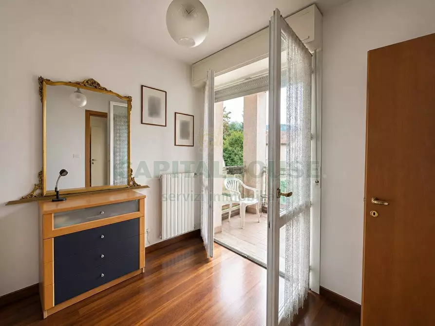 Immagine 8 di Appartamento in vendita  in Via Della Barca a Bologna