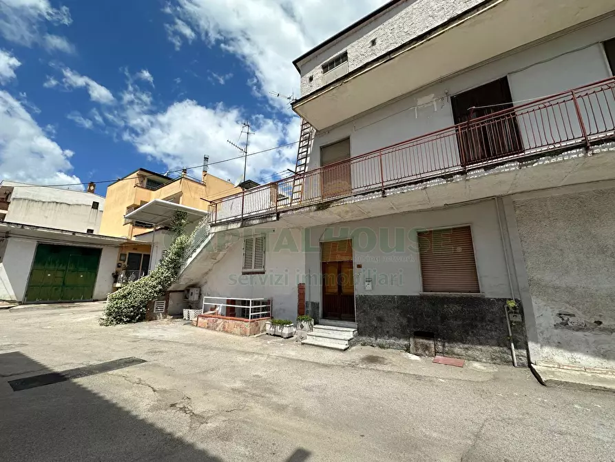 Immagine 1 di Casa semindipendente in vendita  in via cozzolino a Cercola