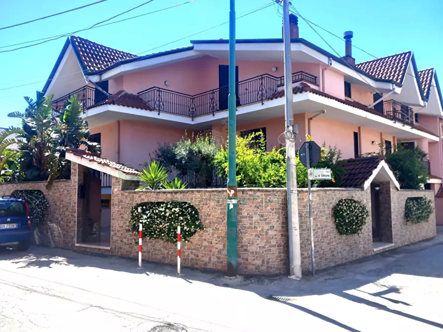 Immagine 1 di Villa in vendita  in sperone a Aiello Del Sabato