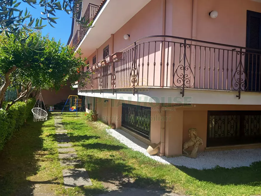 Immagine 45 di Villa in vendita  in sperone a Aiello Del Sabato