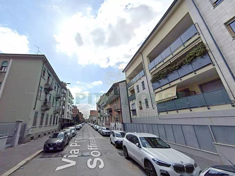 Immagine 4 di Appartamento in vendita  in Via Alfredo Soffredini a Milano