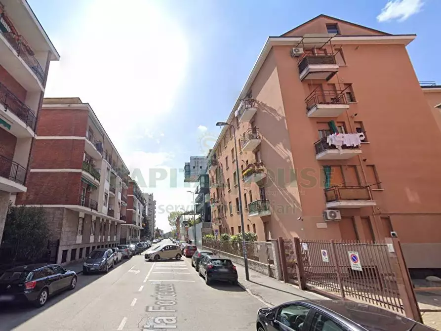 Immagine 3 di Appartamento in vendita  in Via Fortezza a Milano