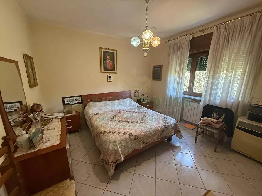 Immagine 4 di Villa in vendita  in Via Giovanni Falcone a Baronissi