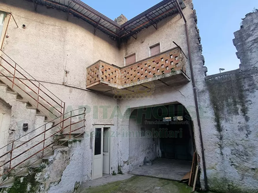 Immagine 1 di Appartamento in vendita  a Macerata Campania