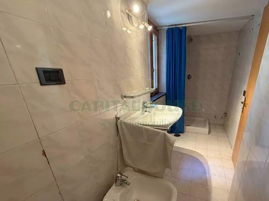 Immagine 18 di Villa in vendita  a Baronissi