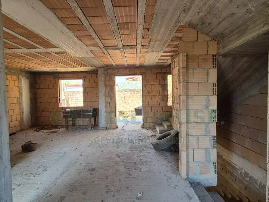 Immagine 19 di Villa in vendita  a Camigliano