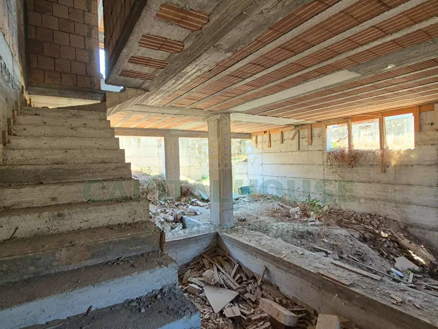 Immagine 21 di Villa in vendita  a Camigliano