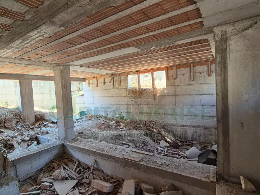 Immagine 22 di Villa in vendita  a Camigliano