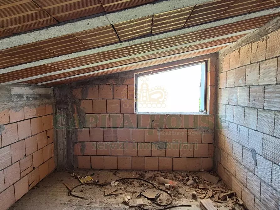 Immagine 33 di Villa in vendita  a Camigliano