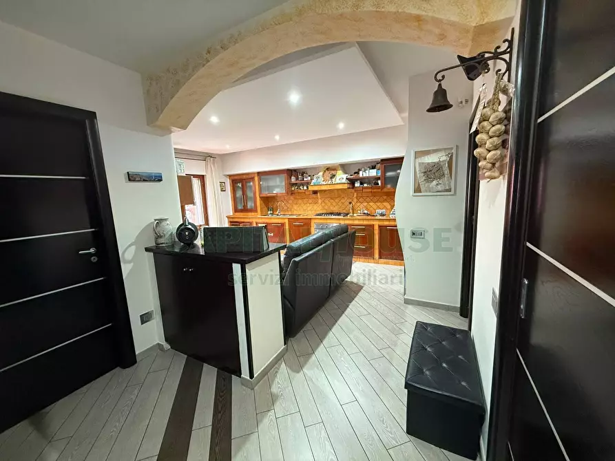 Immagine 1 di Appartamento in vendita  in Via Carlo Pisacane a Baronissi