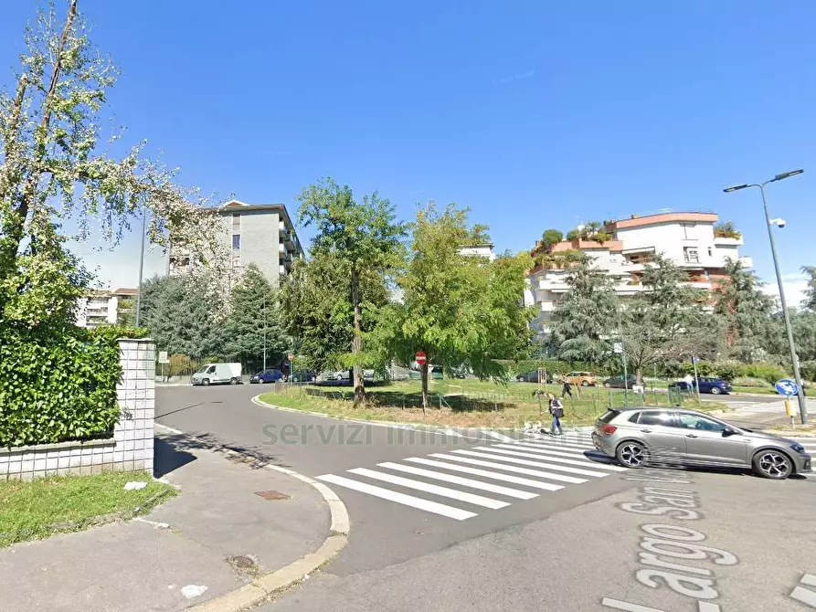 Immagine 5 di Appartamento in vendita  a Milano