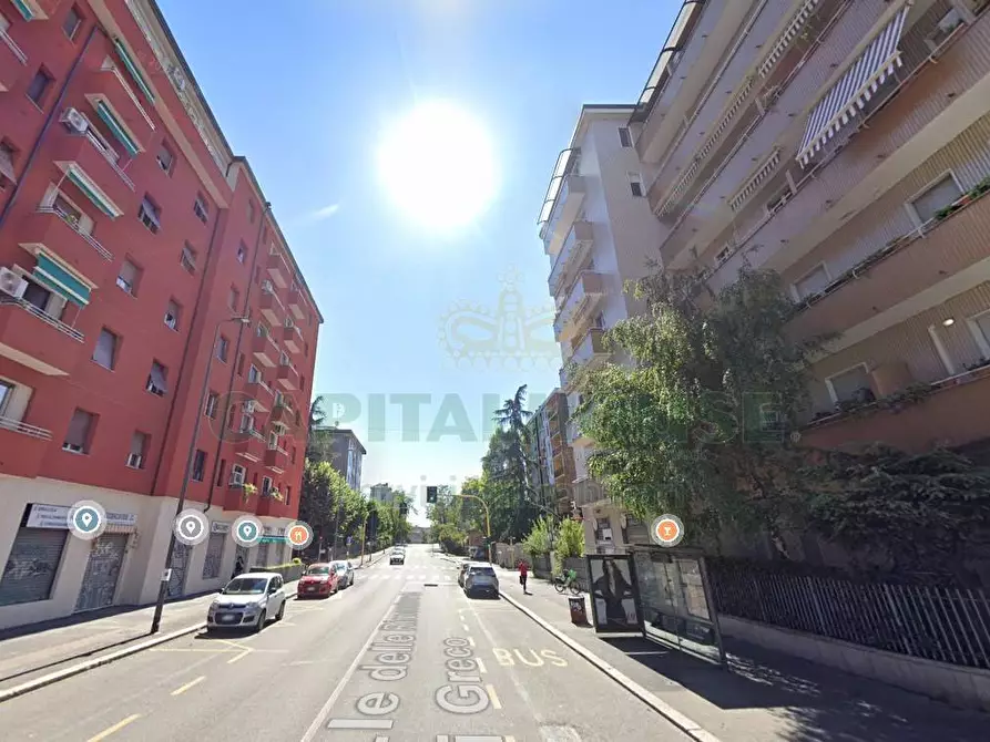 Immagine 8 di Appartamento in vendita  a Milano