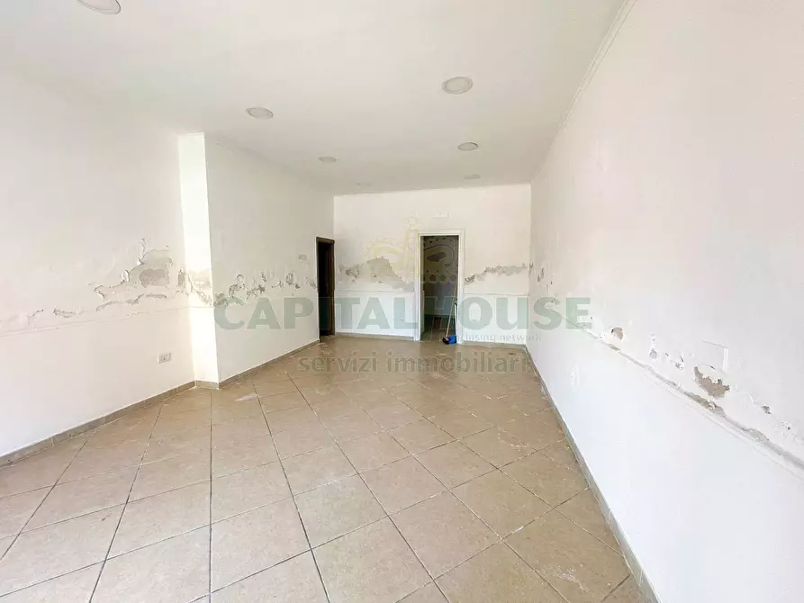 Immagine 2 di Attività commerciale in vendita  in VIA RIVIERA CASILINA a Capua