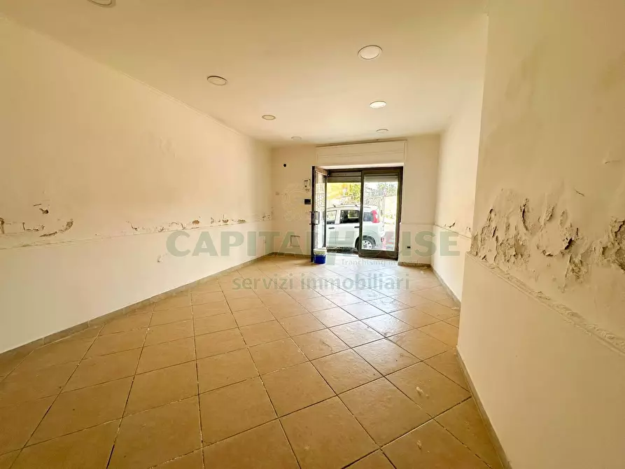 Immagine 5 di Attività commerciale in vendita  in VIA RIVIERA CASILINA a Capua