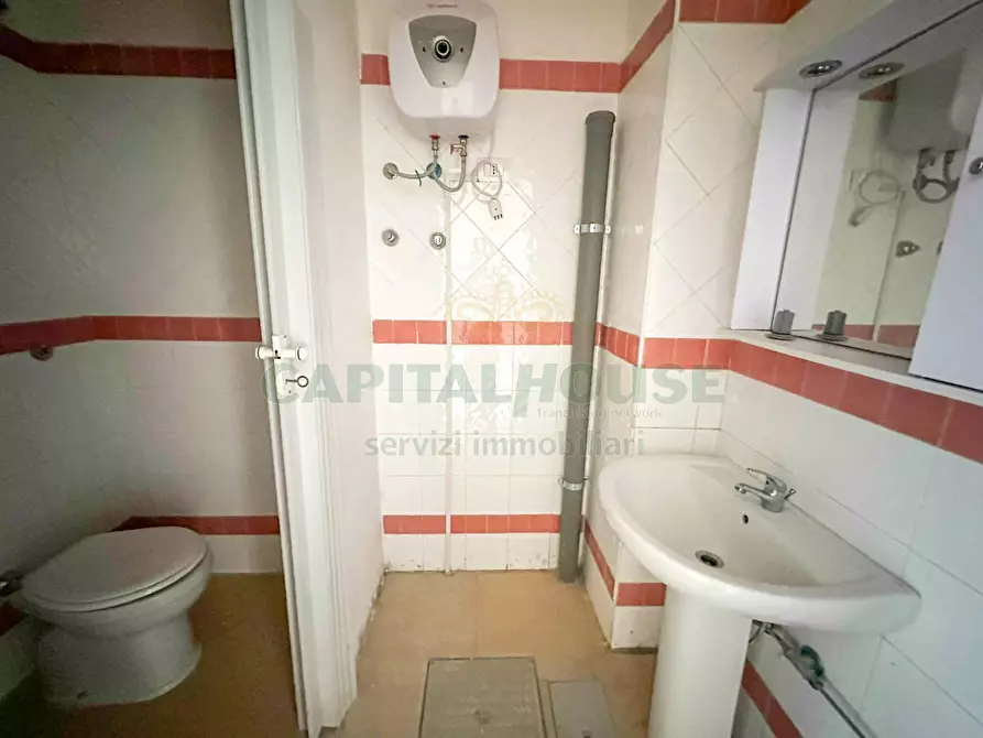 Immagine 9 di Attività commerciale in vendita  in VIA RIVIERA CASILINA a Capua