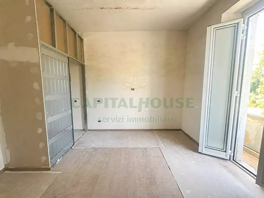Immagine 11 di Appartamento in vendita  in VIA LARGO AMICO a Capua