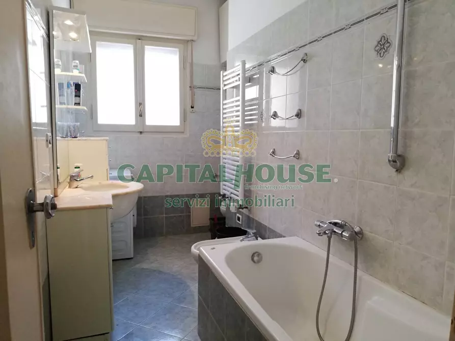 Immagine 9 di Casa semindipendente in affitto  in Via Leandro Alberti a Bologna